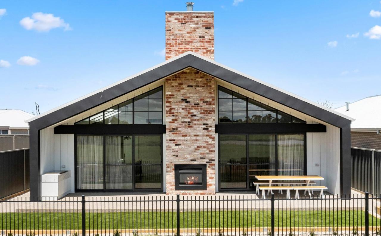 Golf Fronted Getaway Silverwoods *