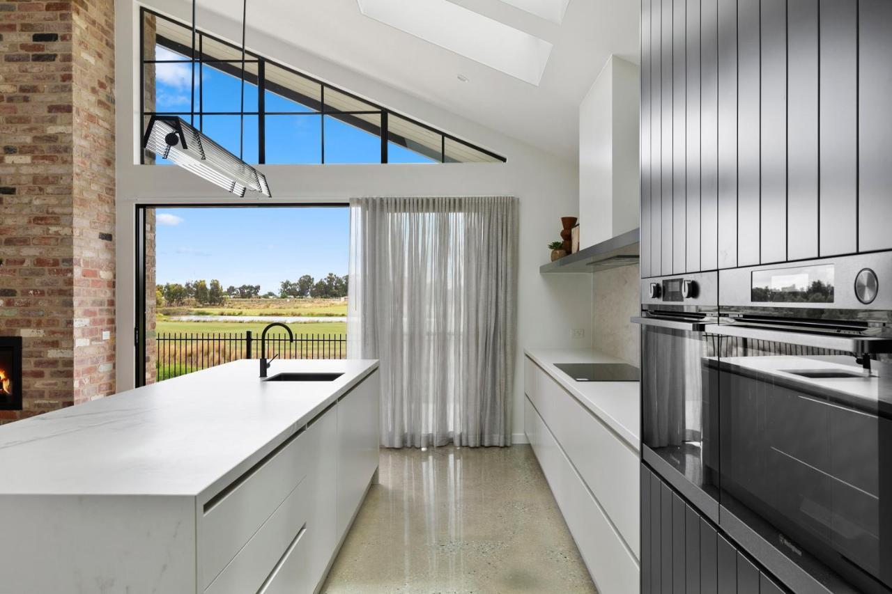 Golf Fronted Getaway Silverwoods